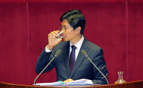 한국당 필리버스터 논란, 필리버스터가 도대체 뭐길래? 관련 이미지 5