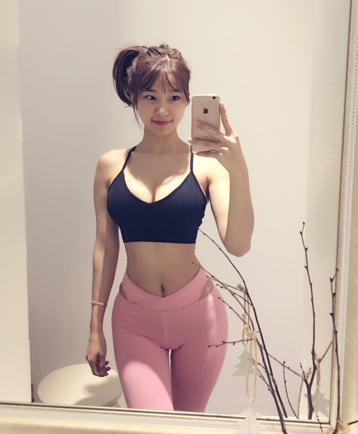 인터넷 스타 오또맘, 장성규 팔로우 글에 사과(전문) 관련 이미지 1