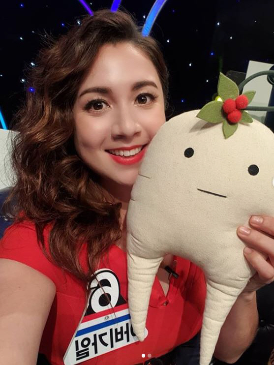 인기 리포터 아비가일 결혼, 상대는 군인 관련 이미지 3
