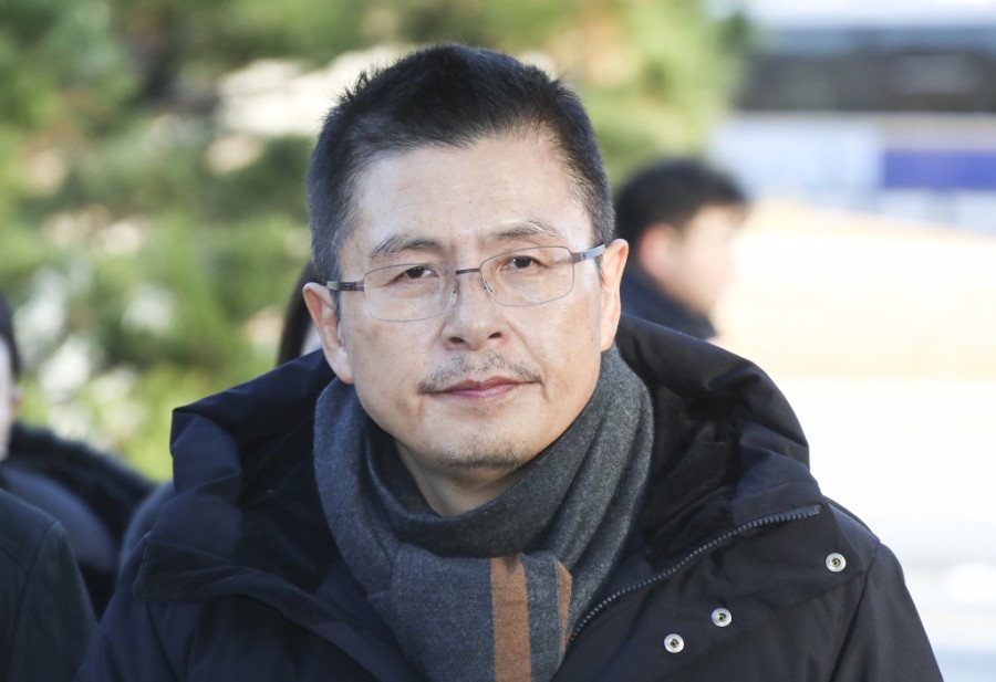 황교안 읍참마속, 자유한국당 총장과 당직자 35명 사퇴서 제출 화제! 관련 이미지 1
