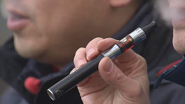 정부, 액상 전자담배 강력 사용중단 권고, 미국서 33명 사망 관련 이미지 3