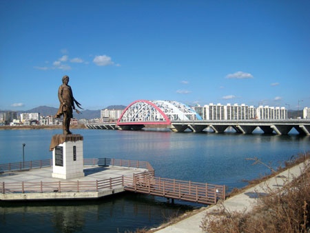 춘천시 홍보대사 무허가 영업, 명예홍보대사 연예인 도대체 누구길래? 관련 이미지 1