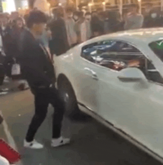 수원 인계동 벤틀리 사건.. 관련 이미지 3