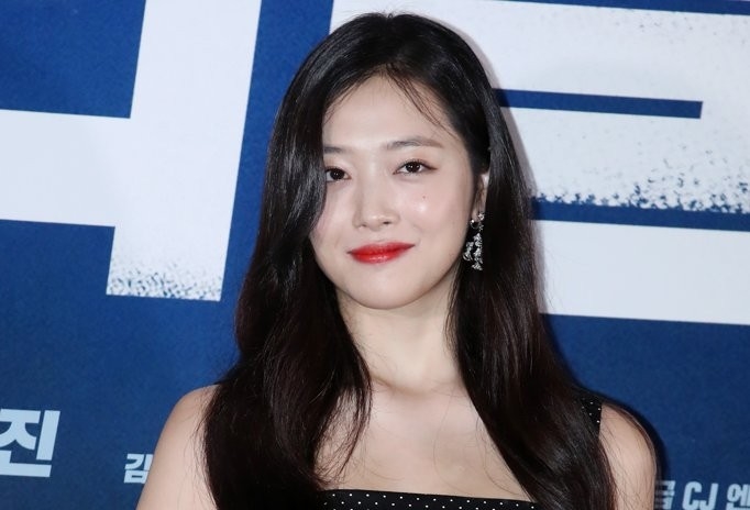 연예인 걸그룹 에프엑스 멤버 설리 사망 소식, 이게 사실일까? 관련 이미지 5