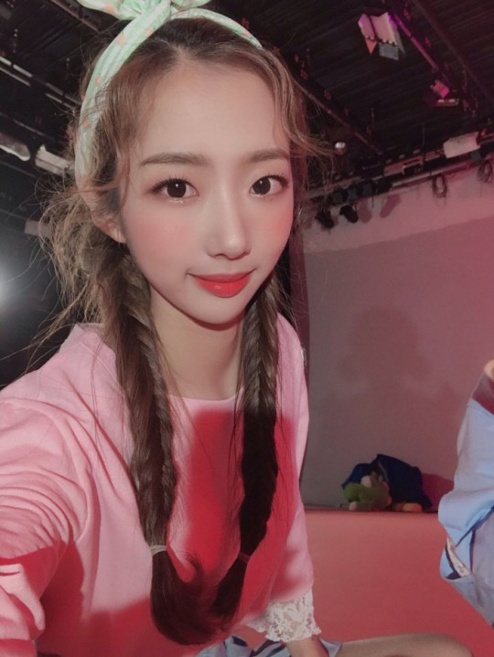 아이러브 신민아, 멤버 집단 관련 이미지 5