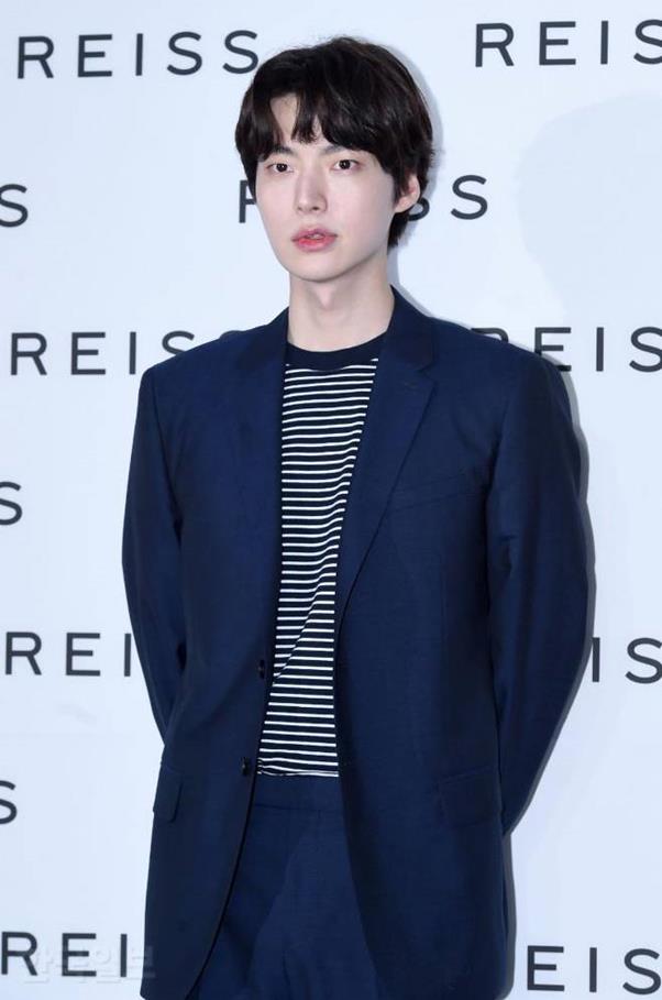 배우 안재현, 정준영 단톡방의 방정현 변호사 선임, 구혜선 소송건다 관련 이미지 1