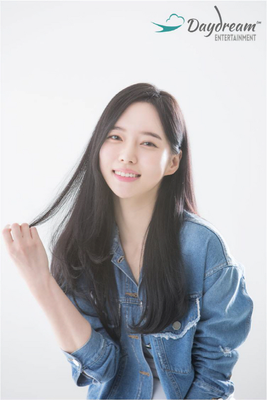 김유지 정준 공식커플 탄생,13살 차이 관련 이미지 5