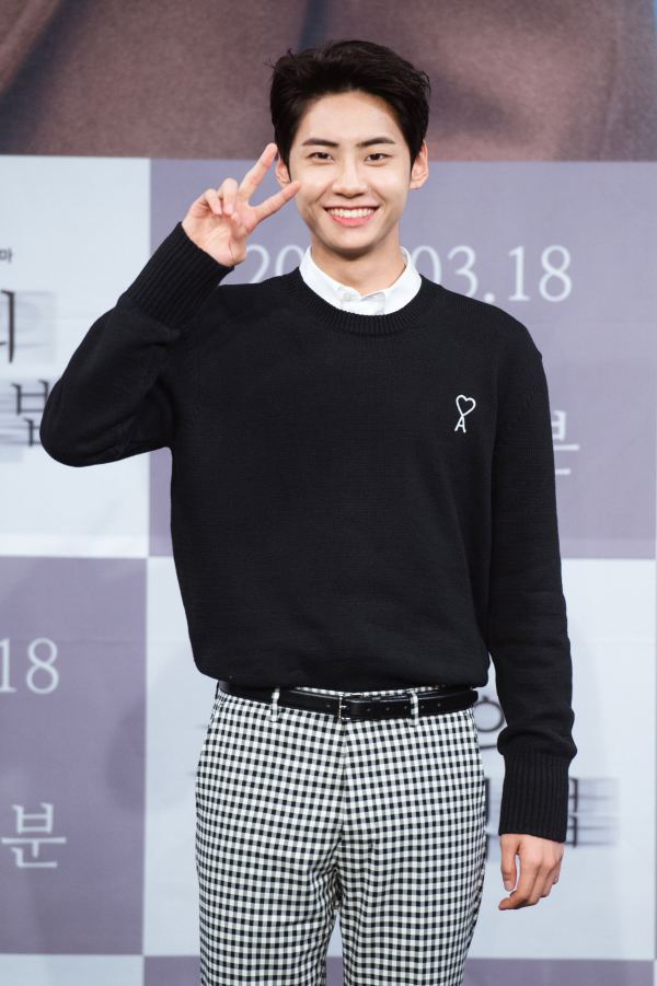 이진혁 자필사과, 관련 이미지 1
