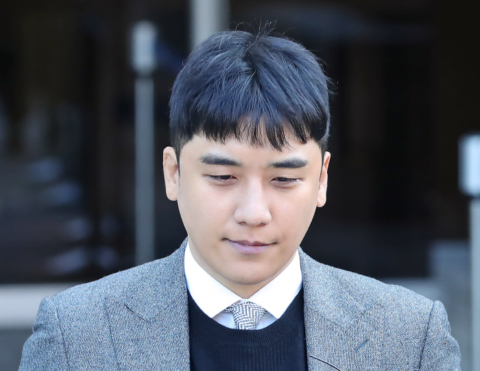 '성매매 알선 혐의' 빅뱅 승리, 구속영장 기각.. 관련 이미지 4