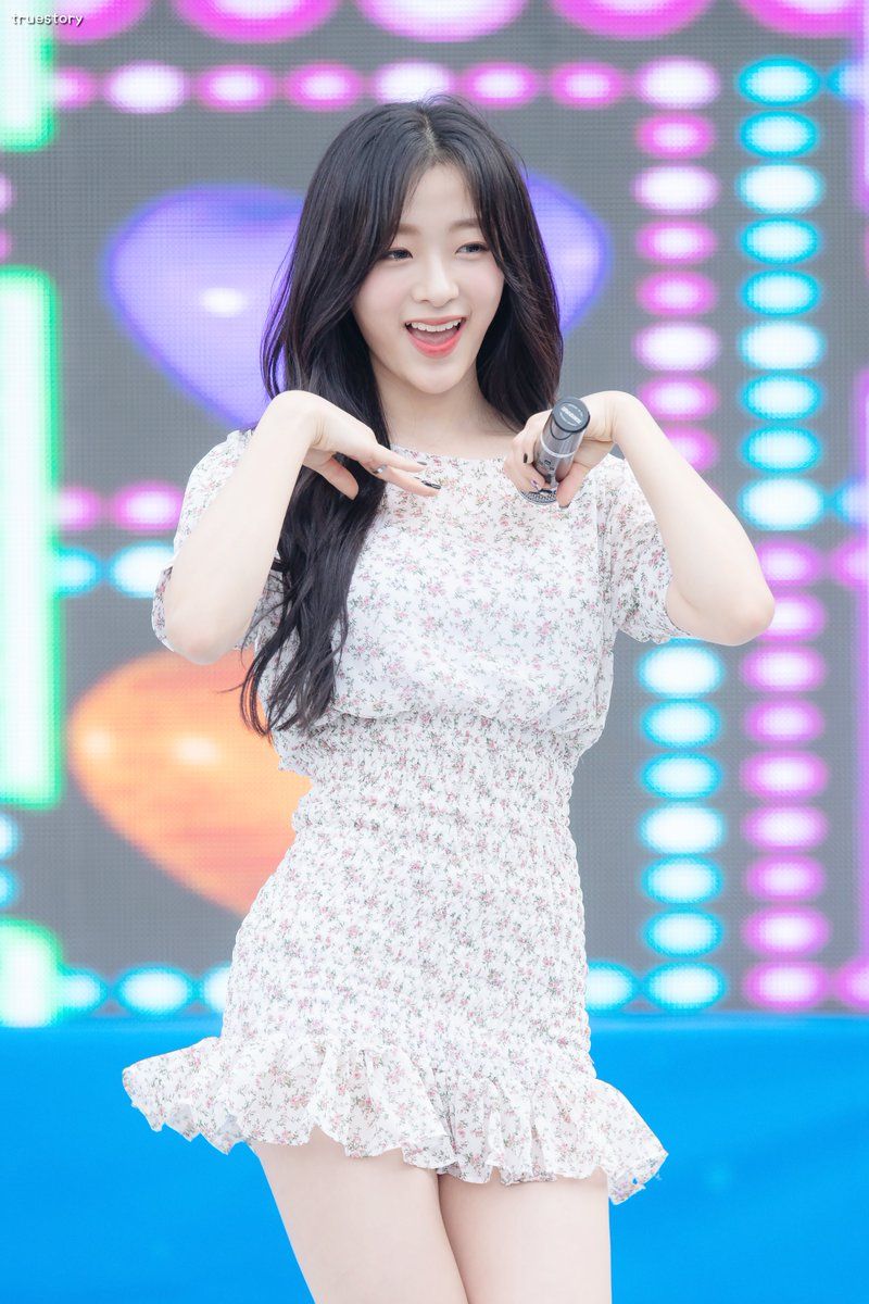 에이프릴 진솔, 미성년자 성희롱 고충 토로(영상) 관련 이미지 2