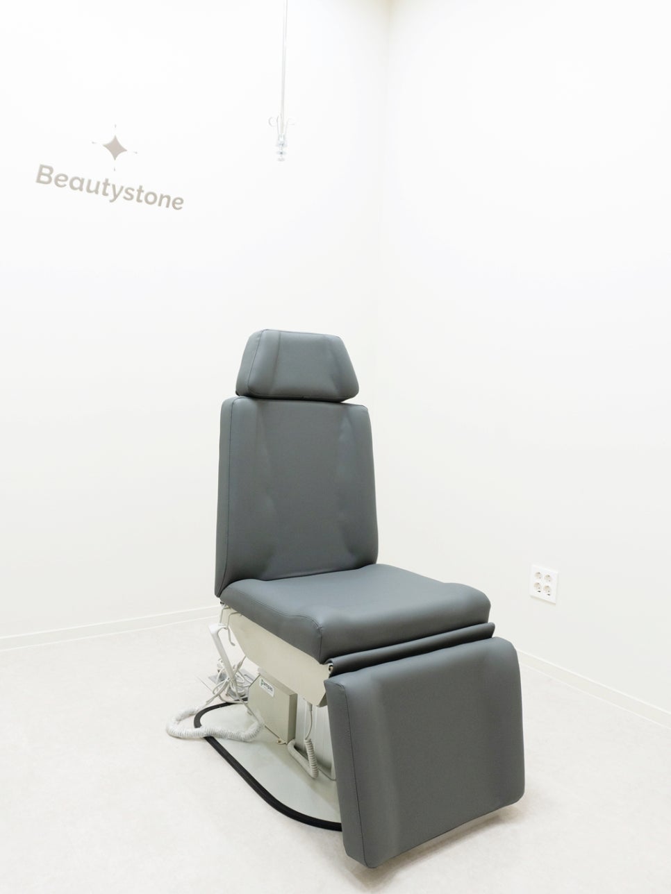 Mapo-gu Skin Clinic Tattoo Removal: Can You See Results From the First Session, and How Many Sessions Are Needed for Complete Removal? image 10