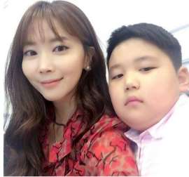 배우 오윤아, 자폐아들..13년만 관련 이미지 6