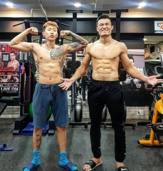 가수 박재범, UFC 파이터 관련 이미지 12
