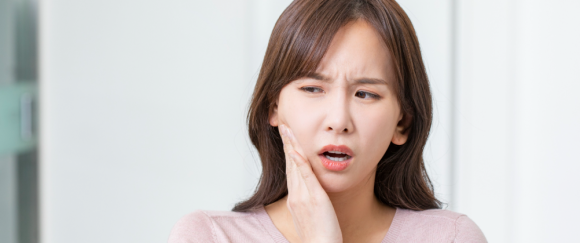 잇몸 벗겨짐, 그냥 둬도 괜찮을까요? 관련 이미지 1