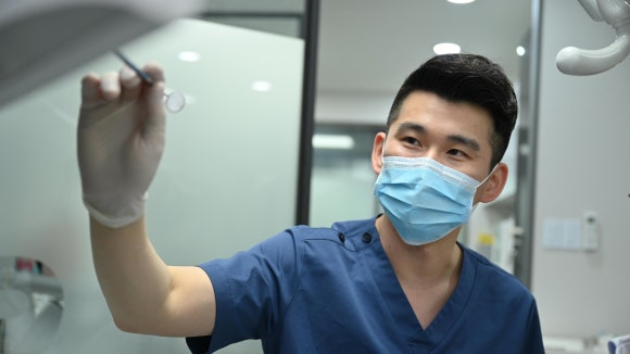 개화산역교정치과 과개교합과 윗니 돌출의 차이점은 무엇일까요? 관련 이미지 5