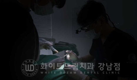 전체 임플란트 치료 기간과 내원 횟수는? "치과에 자주 가기 어려워요." 관련 이미지 18