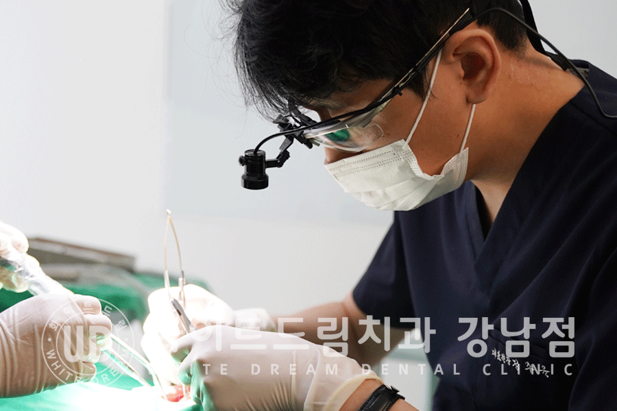 강남역 앞니라미네이트 "틀어진 토끼 앞니 빠르게 개선" 강남역 라미네이트 치과 관련 이미지 11