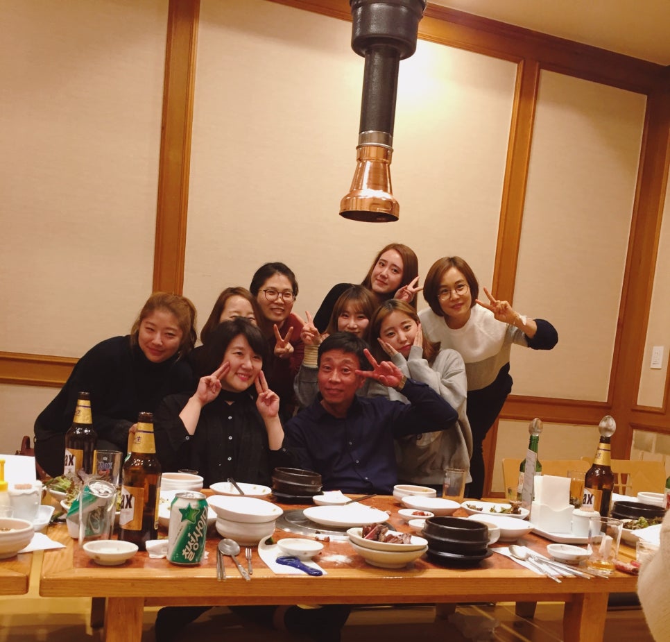 신촌형제갈비에서  신촌차앤박피부과 신년회 관련 이미지 16