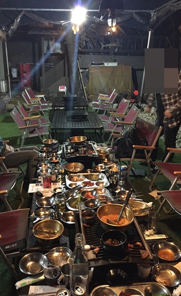 신촌 도심속캠핑고기집 포바이포, 주먹구이와 흑돼지삼겹살 맛있어요!! 관련 이미지 15