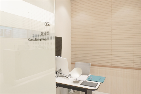 How to Choose a Good Filler Clinic in Omokgyo: 3 Things to Check Before Treatment image 5