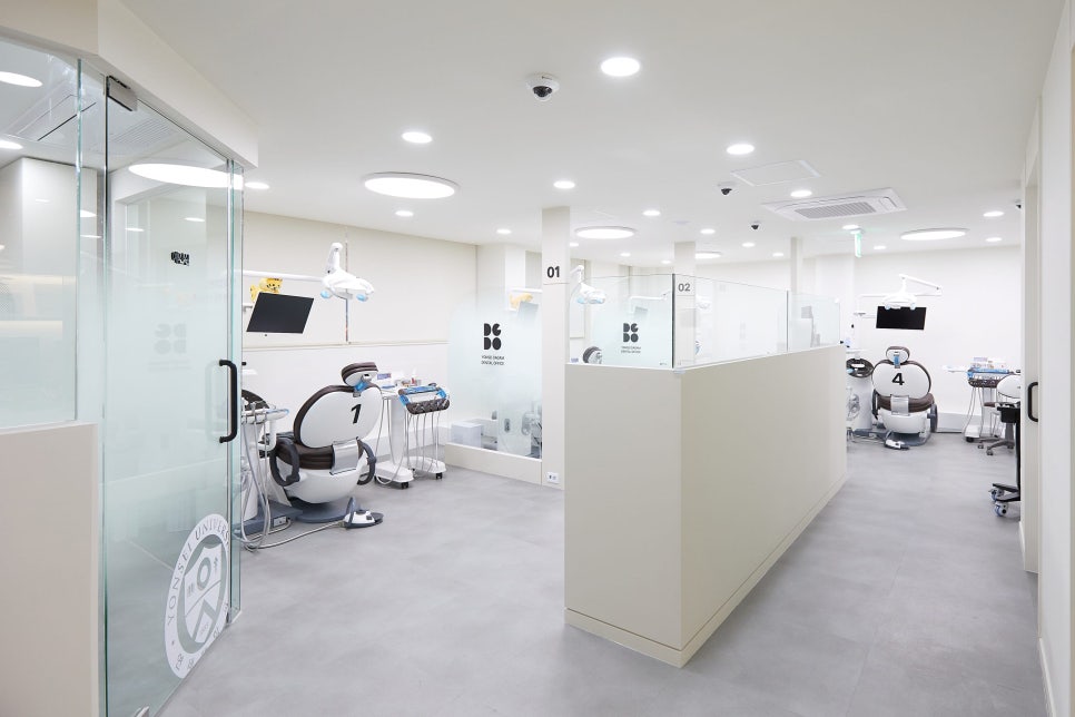 Geoyeo Station Dental Clinic, Mucous Cyst Removal&middot;What If a Lump-Like Bump Protrudes Inside Your Mouth? image 10