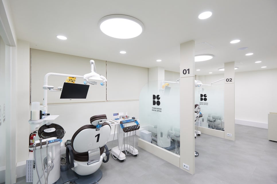 Munjeong-dong Dental Clinic, Bone Graft Implant Process&middot; What If You’ve Lost a Molar? image 1