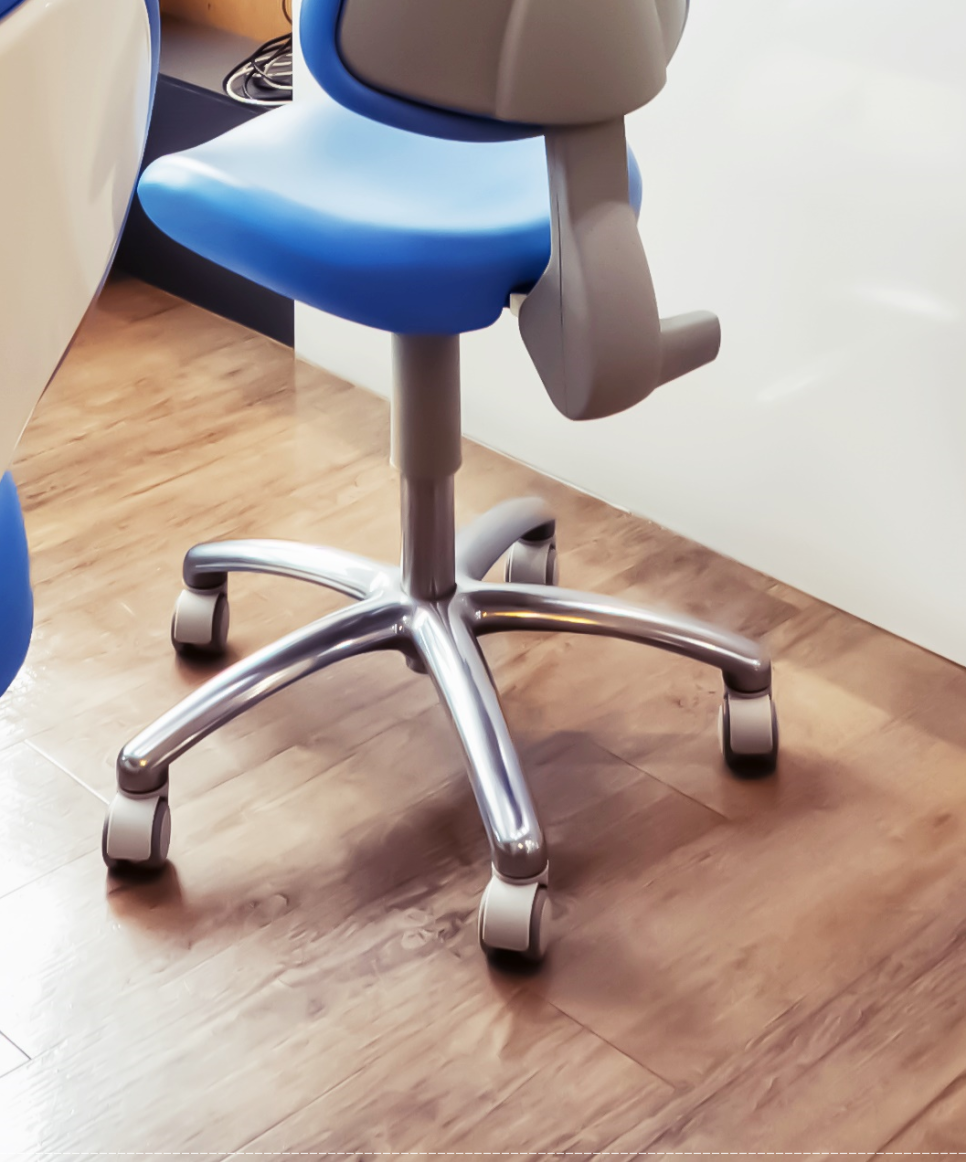 을지로치과 투명해서 티가 안 나게 교정할 수 있어요 관련 이미지 36