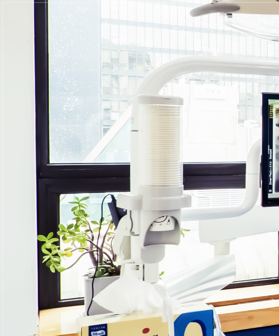 을지로치과 투명해서 티가 안 나게 교정할 수 있어요 관련 이미지 21