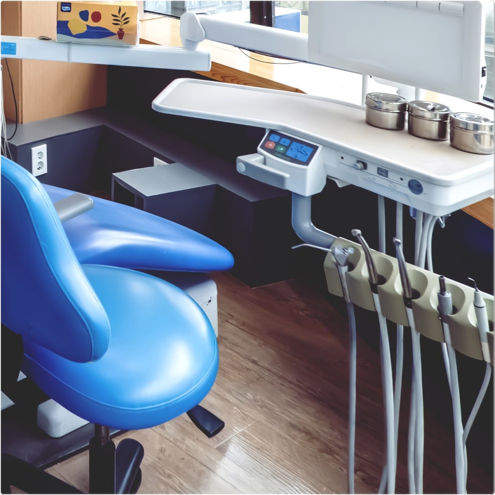 을지로입구역치과 첨단장비를 이용하여 정밀하게 관련 이미지 15