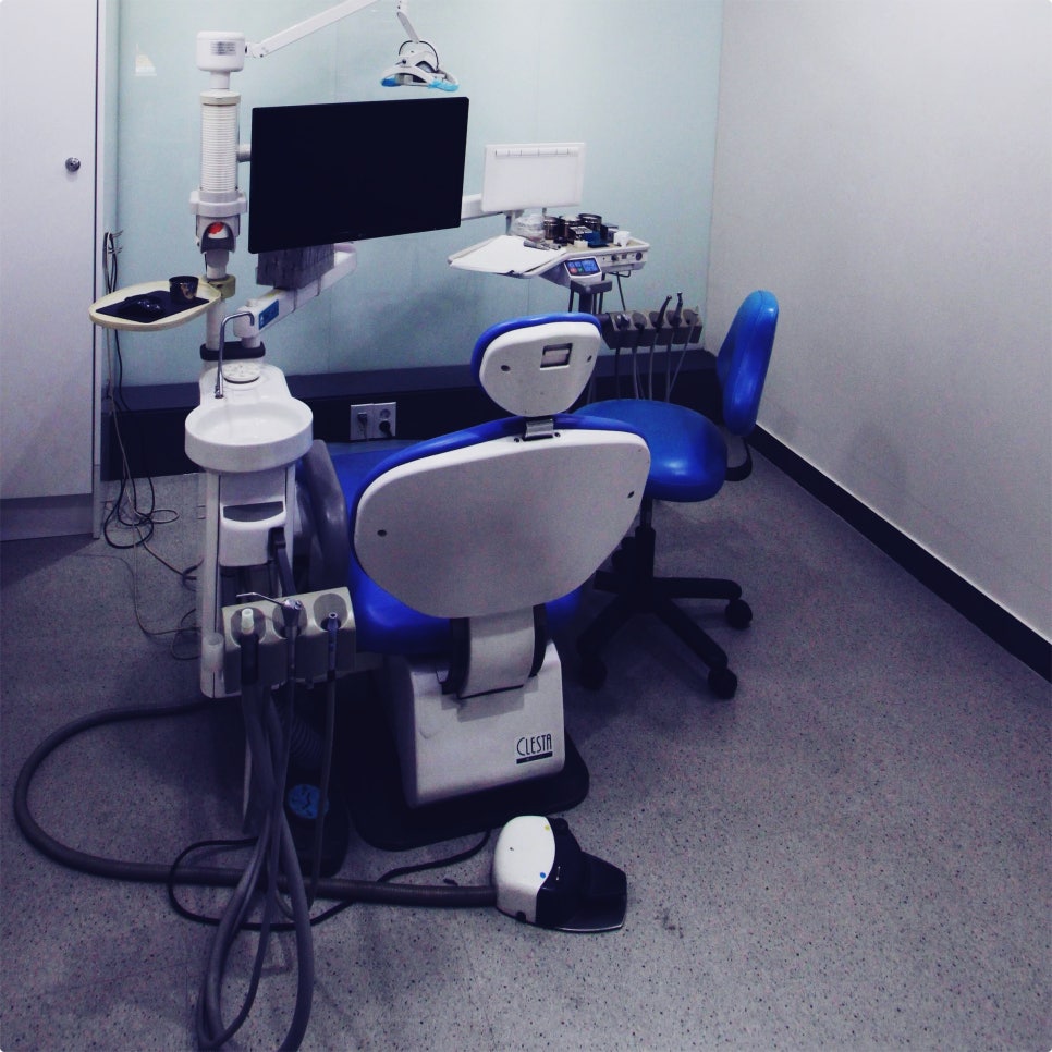 종각역치과 임플란트 정밀 확인 후 식립 합니다. 관련 이미지 20