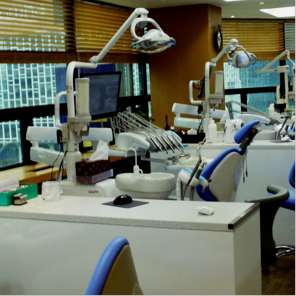 종로구치과 정밀한 분석을 통해 정확한 식립 임플란트 관련 이미지 16