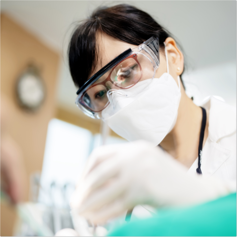 종로임플란트 아래 치아가 계속 위에 치아랑 닿는 거 같더니 위에 앞니가 깨졌어요 관련 이미지 15