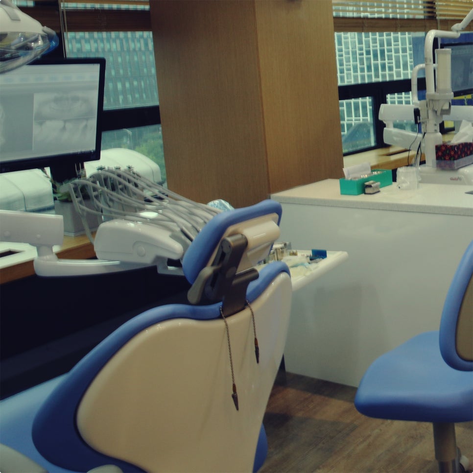 종각역치과 임플란트 정밀 확인 후 식립 합니다. 관련 이미지 17