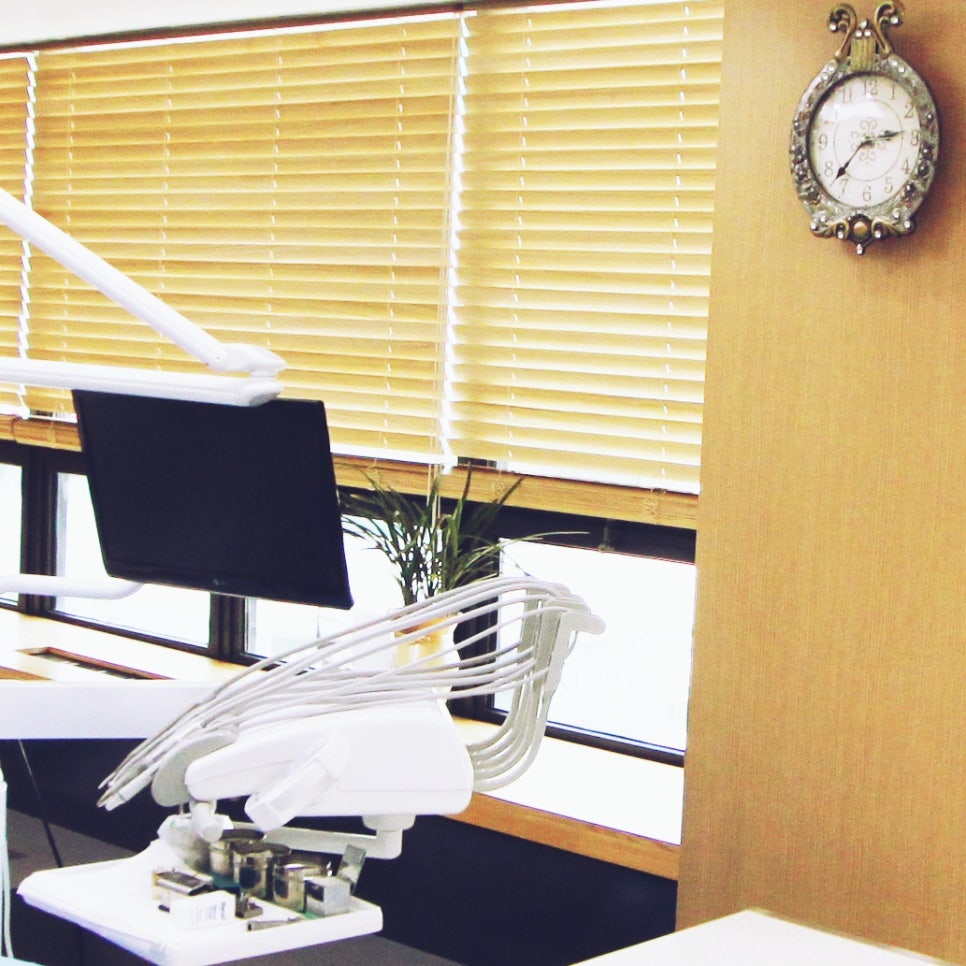 명동치과 잘 씹지 못하고 삼켜 힘드실 땐? 관련 이미지 14