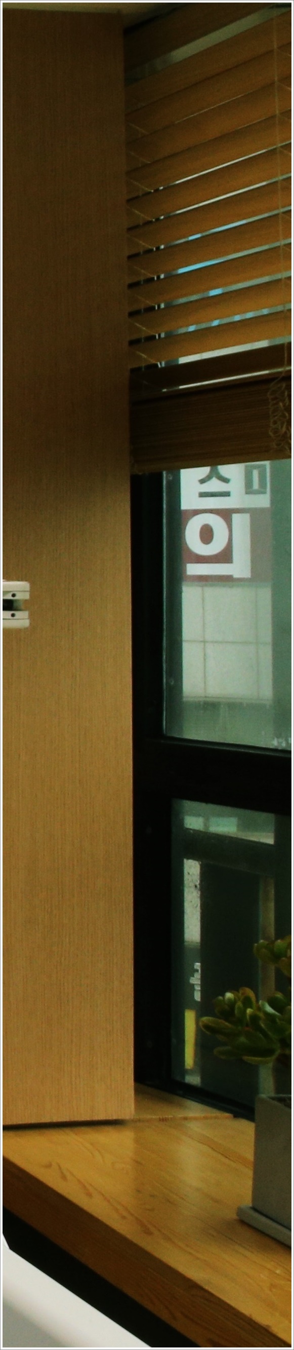 청계천치과 투명하여 티나지 않는 교정 관련 이미지 29