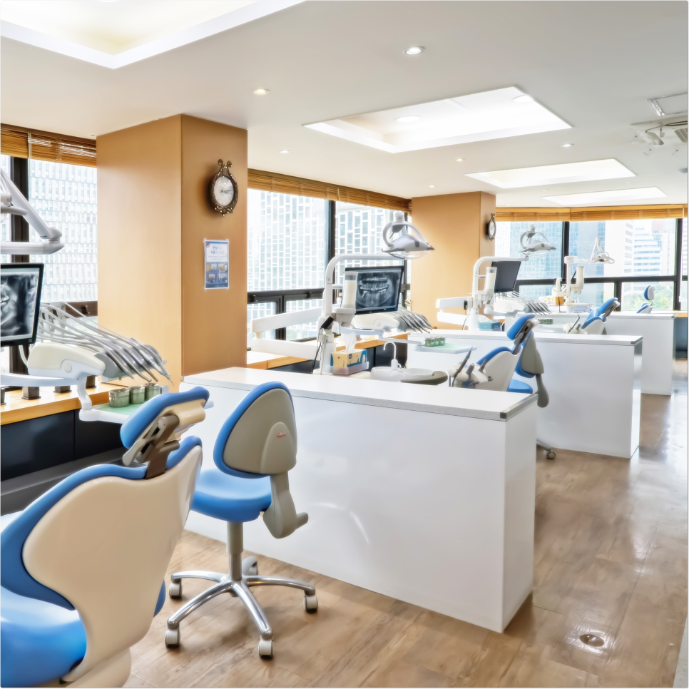 종로임플란트 아래 치아가 계속 위에 치아랑 닿는 거 같더니 위에 앞니가 깨졌어요 관련 이미지 14