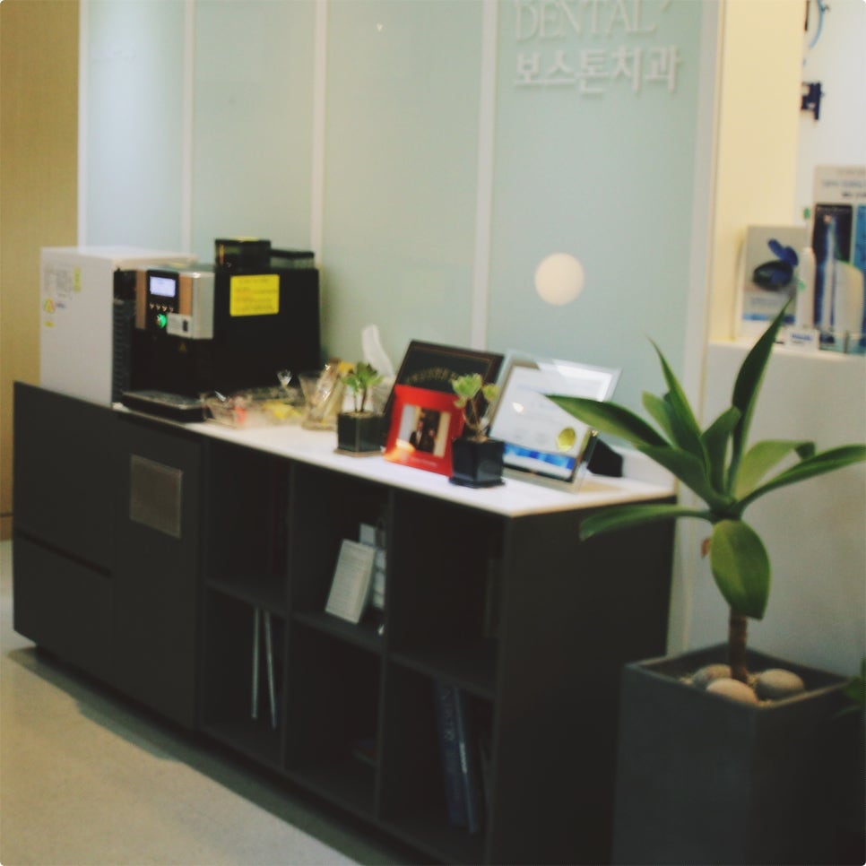 직장인도 종로야간진료치과에서 임플란트 식립 받을 수 있어요. 관련 이미지 16