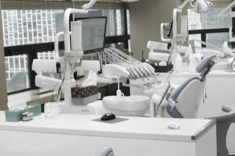 광화문역치과 50대도 늦지 않은 임플란트, 성공을 위한 주의 사항? 관련 이미지 20