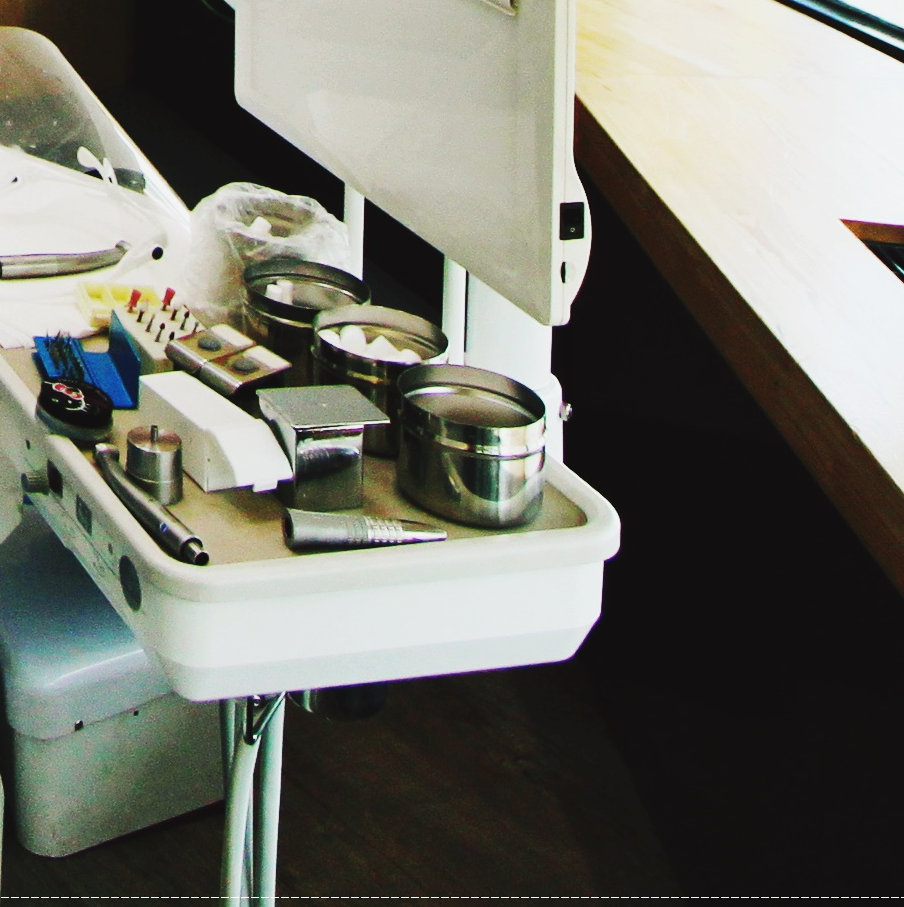 을지로치과 투명해서 티가 안 나게 교정할 수 있어요 관련 이미지 24