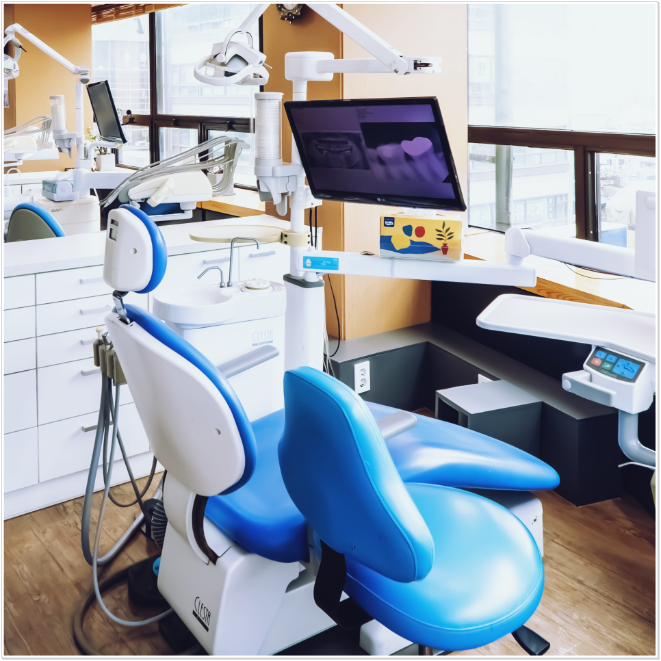 을지로치과 투명하여 자신있게 웃을 수 있는 교정 장치는? 관련 이미지 21