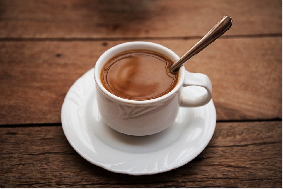 명동치과에서 알려드리는 치아미백, 전문가미백 차이점 관련 이미지 2