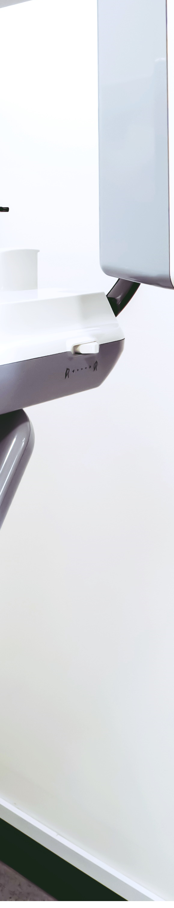 종로치과 올바른 자리에 식립을 합니다. 관련 이미지 41