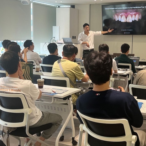 강남레옹치과 박영민 원장님의 뉴티스 앞니치료 세미나 관련 이미지 3