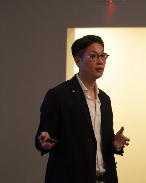 박영민 원장님의 뉴티스 앞니치료 세미나 스케치 in LA, USA📑 관련 이미지 4