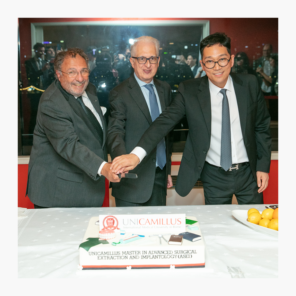 김영삼원장님 임플란트, 사랑니발치 석사과정 오픈! 관련 이미지 3