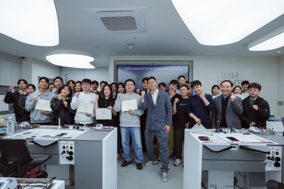 박영민 원장님의 뉴티스 앞니치료 세미나 in 부산⚓ 관련 이미지 6