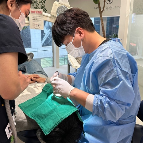 강남 임플란트 사랑니발치 연수회 17기 수료식 관련 이미지 2