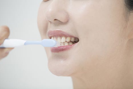 설명절 연휴 보철물이 떨어졌다? 연휴 치아관리 팁!🔖 / 임시공휴일 정상진료 강남레옹치과 관련 이미지 5