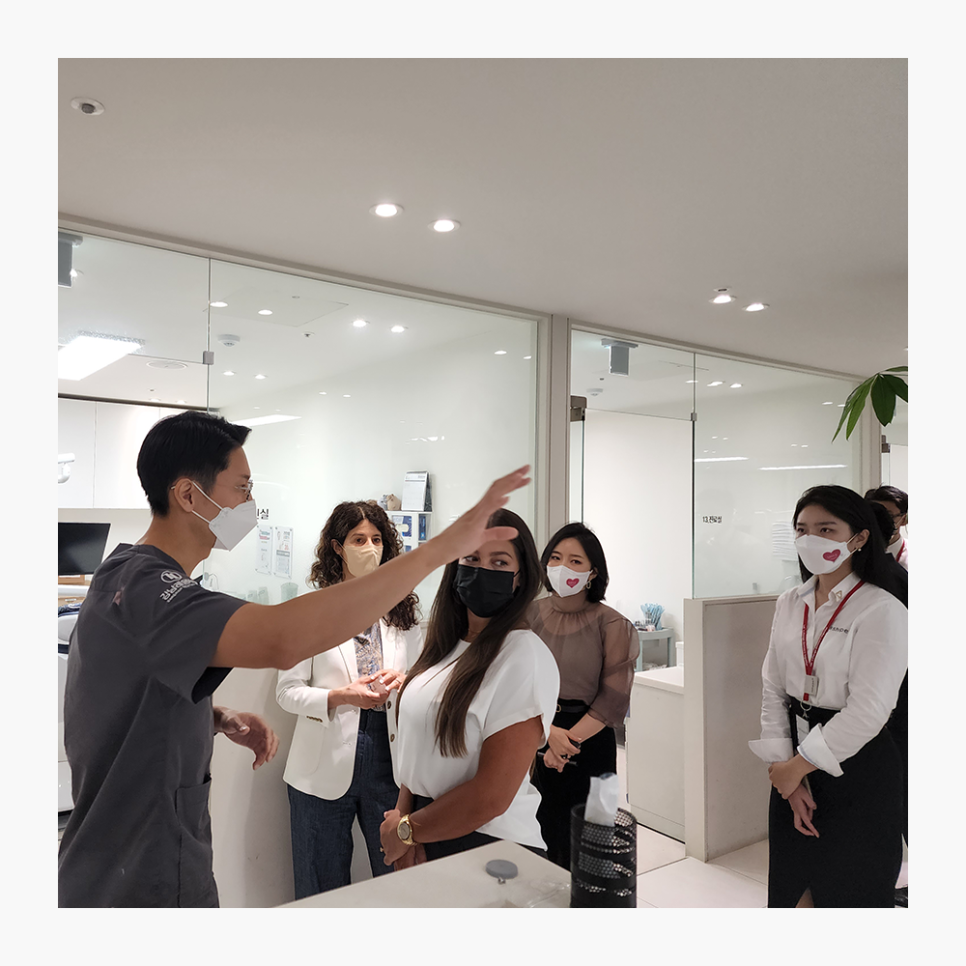 3shape 본사에서 강남레옹치과에 방문! 디지털 3D 구강스캐너 관련 이미지 2