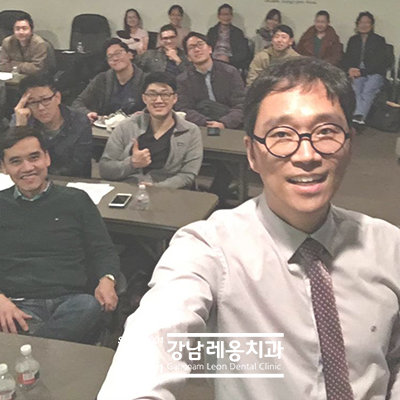 해외에서 매복사랑니 발치는 강의하시는 강남레옹치과 원장님~ 관련 이미지 7